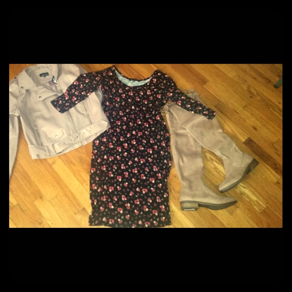 🌸🌺👗 BLACK  & FLORAL LONG SLEEVED BODYCON DRESS